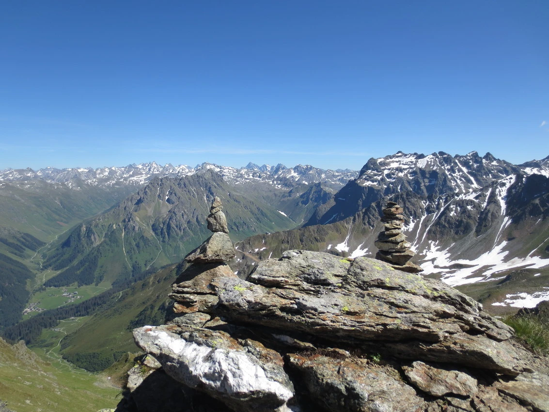 Silvretta: Alpenglöckchen mit Aussicht images/silvretta/05.webp